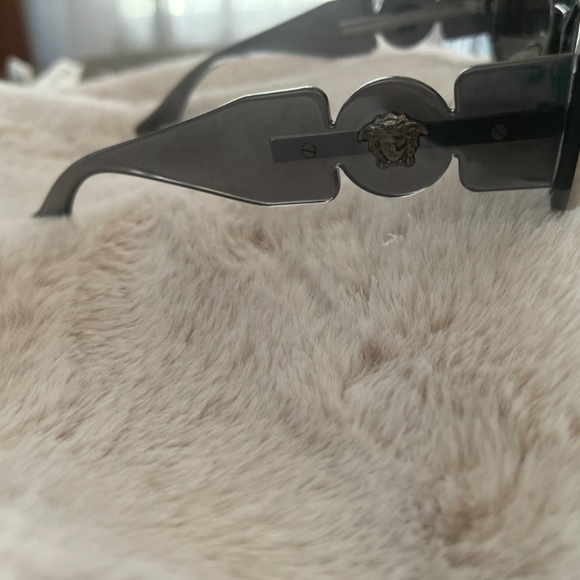 versace Sunglasses